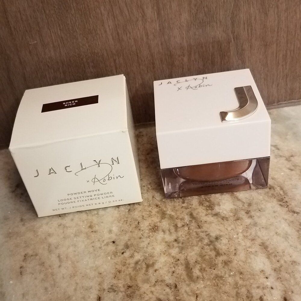 Jaclyn x Robin Powder Move Loose Setting Powder Sheer Rich